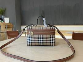 Picture of Burberry Handbags _SKUfw221095361fw